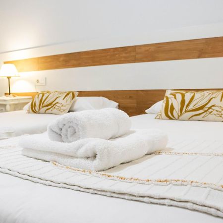 Apartamentos Turisticos Cullar Vega Luaran gambar