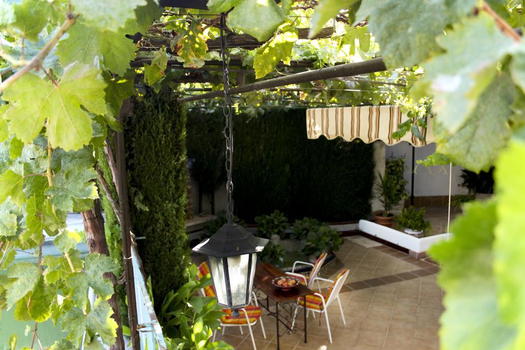 Apartamentos Turisticos Cullar Vega Bilik gambar
