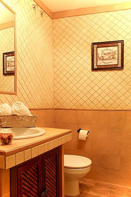 Apartamentos Turisticos Cullar Vega Bilik gambar