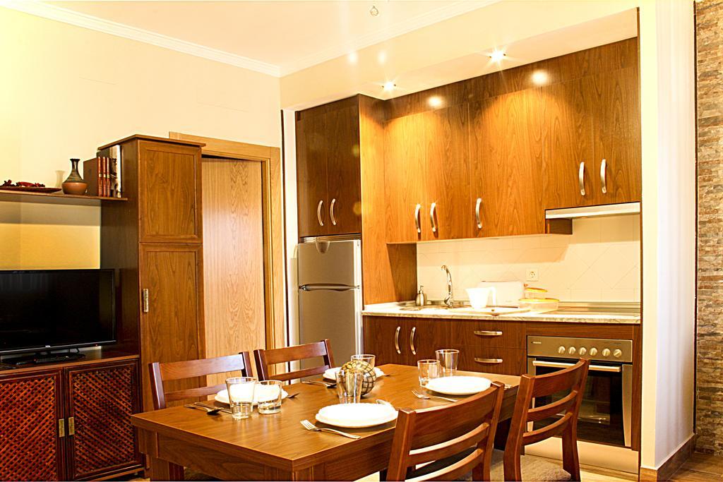 Apartamentos Turisticos Cullar Vega Bilik gambar