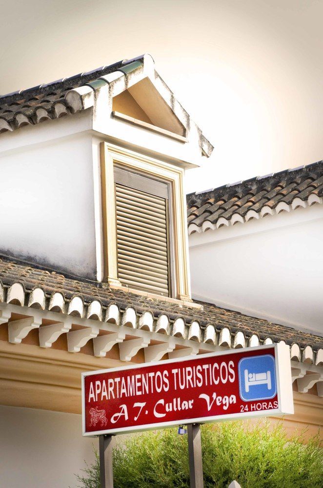 Apartamentos Turisticos Cullar Vega Luaran gambar